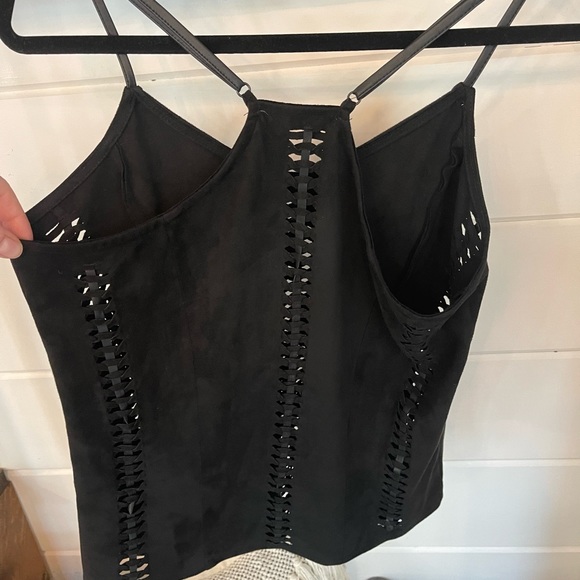 Gilded Intent Tank - Picture 4 of 4